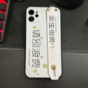 black/white iphone 11 case